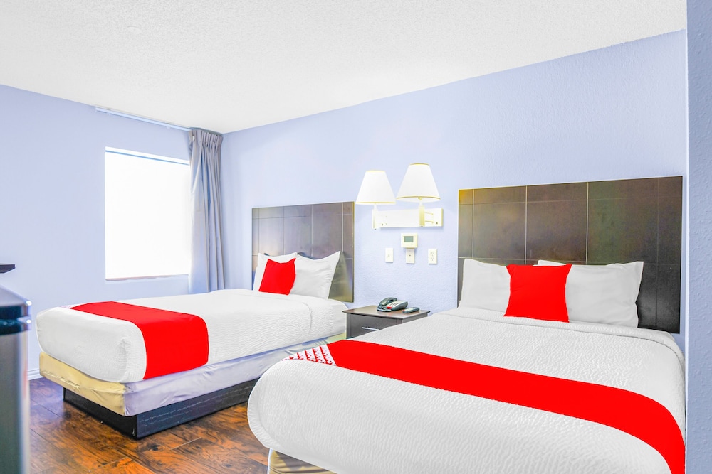 OYO Hotel Irving DFW Airport South