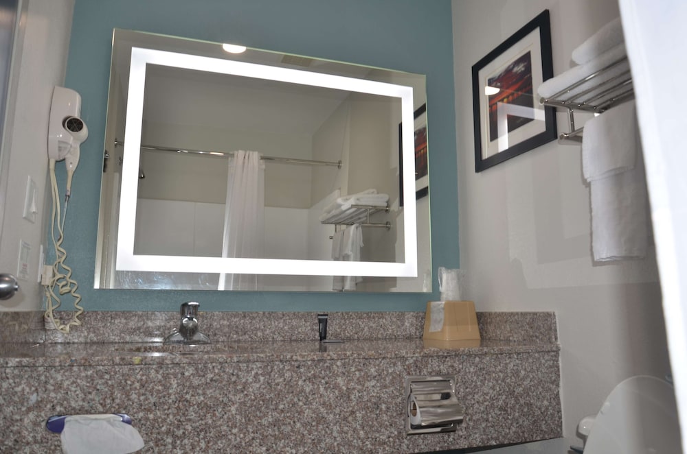 Americas Best Value Inn & Suites Foley Gulf Shores