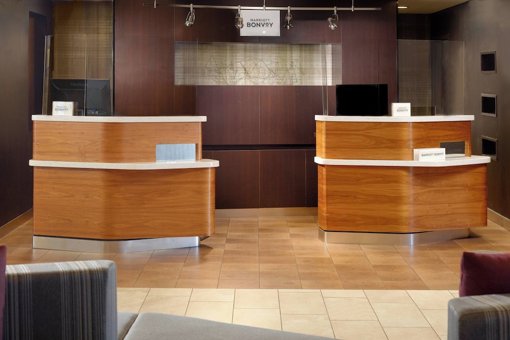 Courtyard by Marriott Greenville Haywood Mall