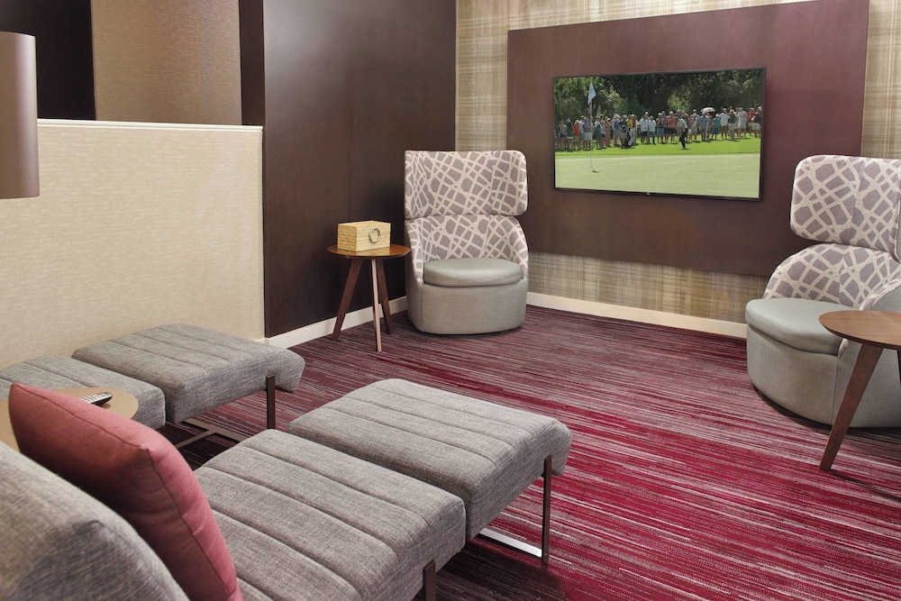 Courtyard by Marriott Greenville Haywood Mall