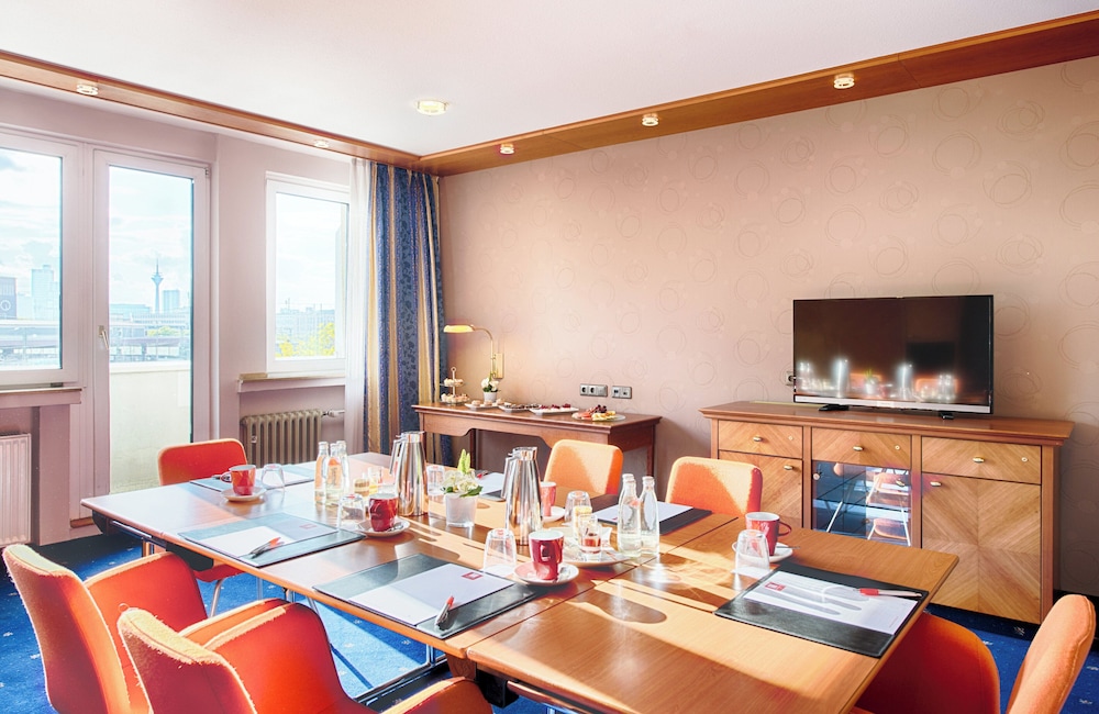 Leonardo Hotel Düsseldorf City Center photo 3