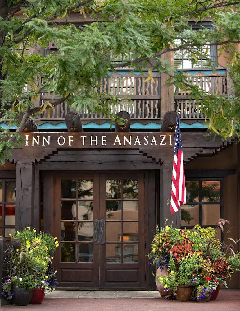 Rosewood Inn Of The Anasazi photo 3