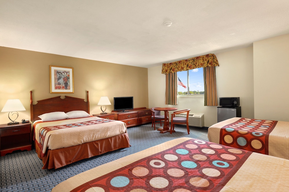 Fairbridge Inn Express Buffalo Airport Williamsville