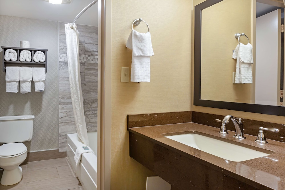 Best Western Summit Inn