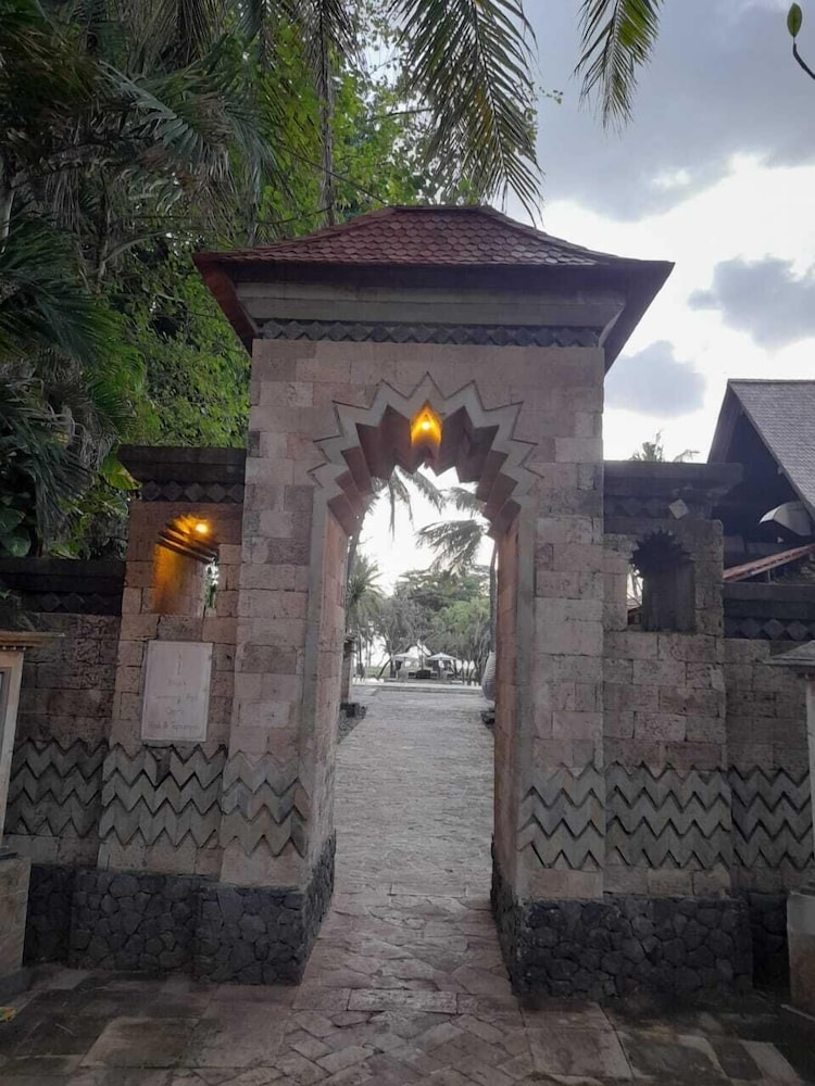 The Royal Beach Seminyak Bali photo 2