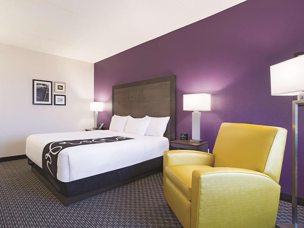 La Quinta Inn & Suites by Wyndham Myrtle Beach - N Kings Hwy