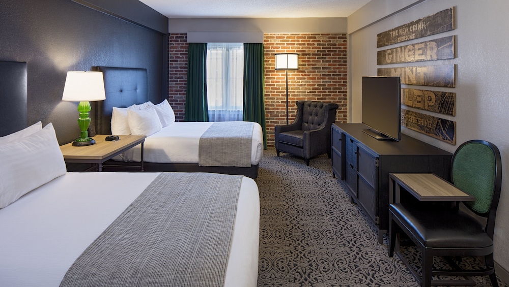 Holiday Inn FRENCH QUARTER-CHATEAU LEMOYNE by IHG