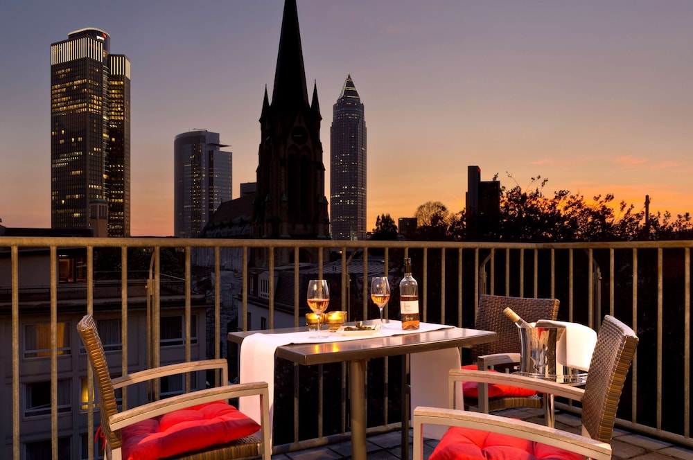 Savigny Frankfurt City Messe photo 5