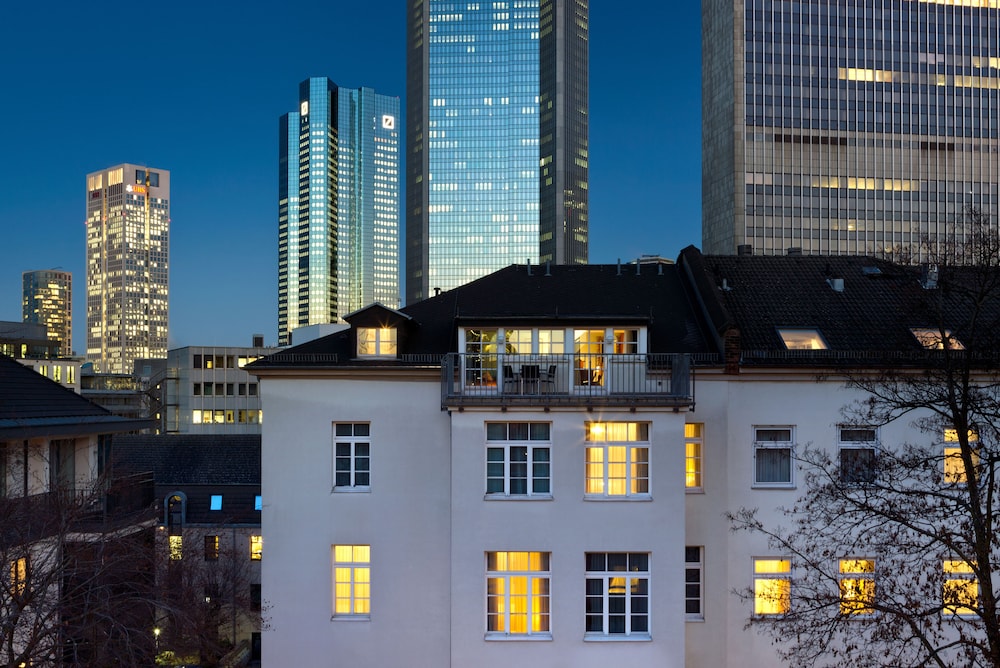 Savigny Frankfurt City Messe photo 2