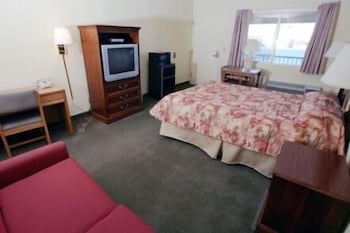 Home-Towne Lodge