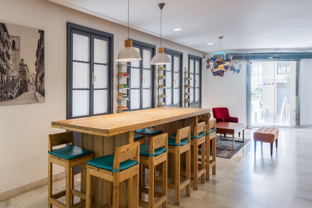 TRYP Ciudad de Alicante Hotel photo 2