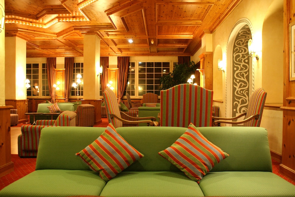 Sunstar Alpine Hotel Flims photo 4