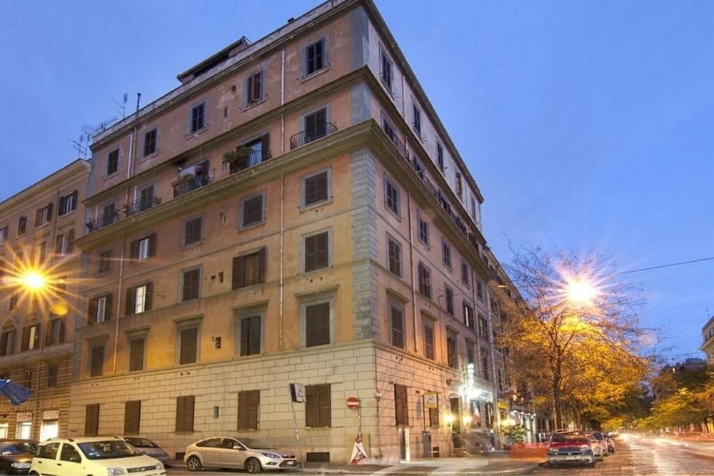 Hotel Montreal