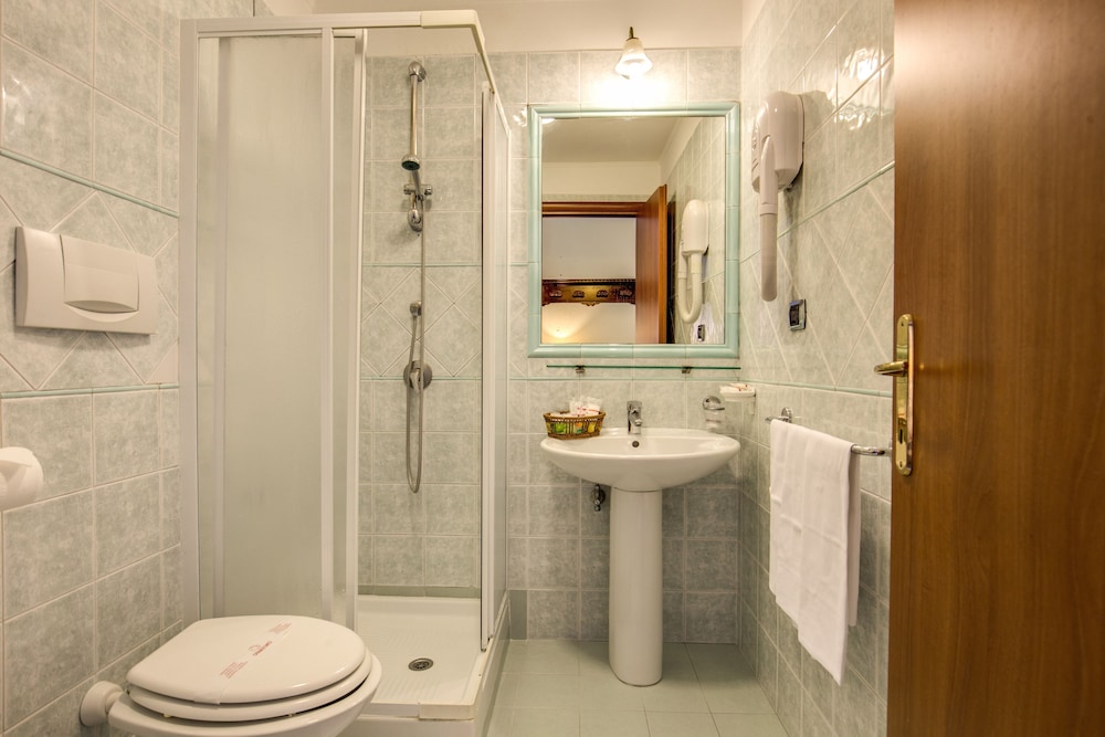 Hotel Montreal