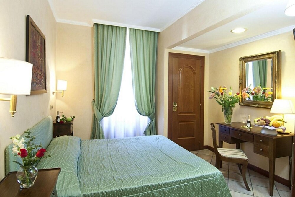 Hotel Montreal