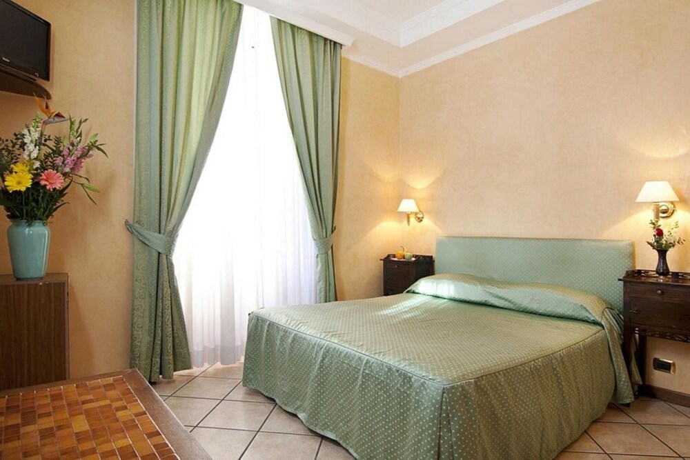 Hotel Montreal