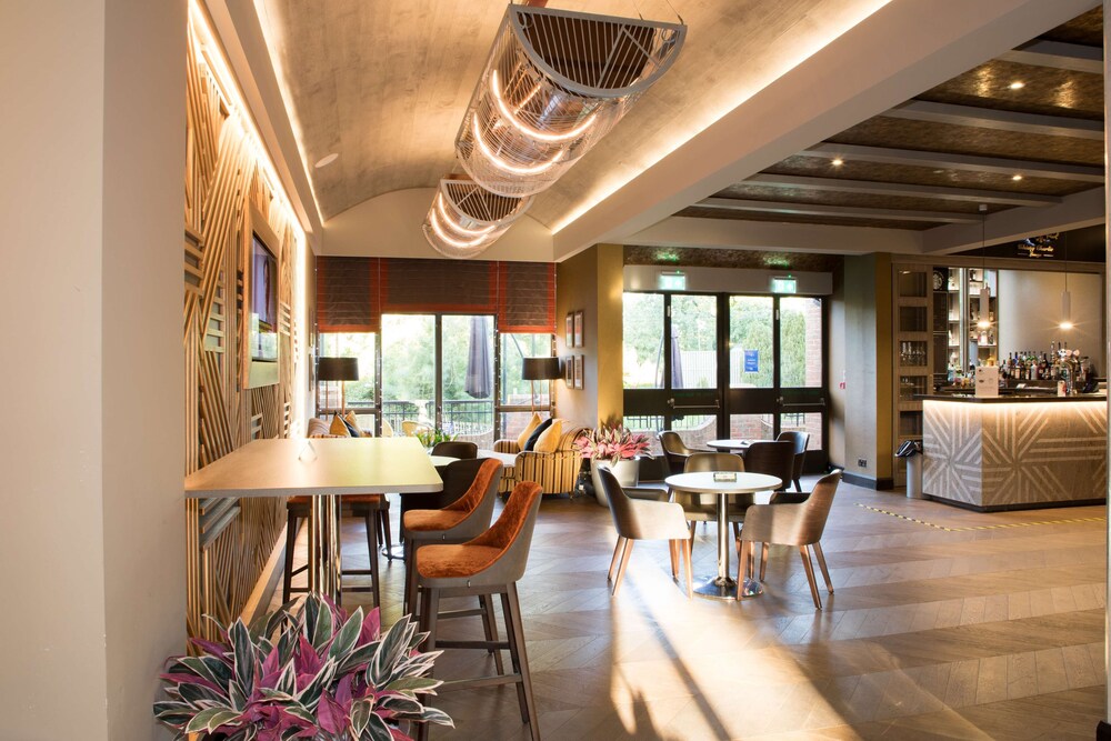 DoubleTree by Hilton Reading M4 J10 photo 3