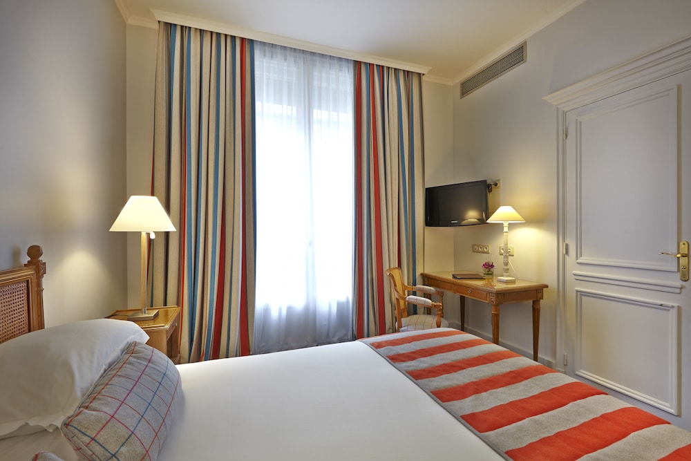 Royal Hotel photo 4