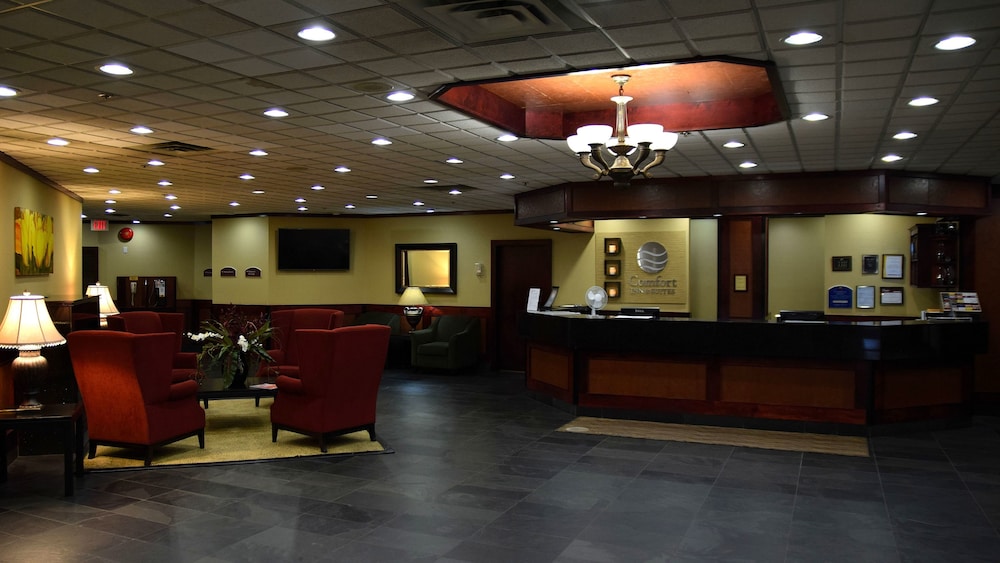 Comfort Inn & Suites