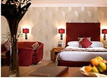 Malin Court Hotel And Restaurant