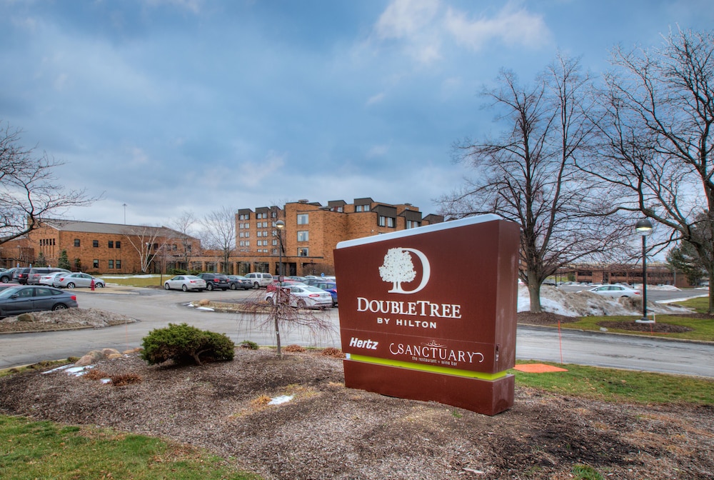DoubleTree by Hilton Hotel Cleveland East Beachwood photo 2