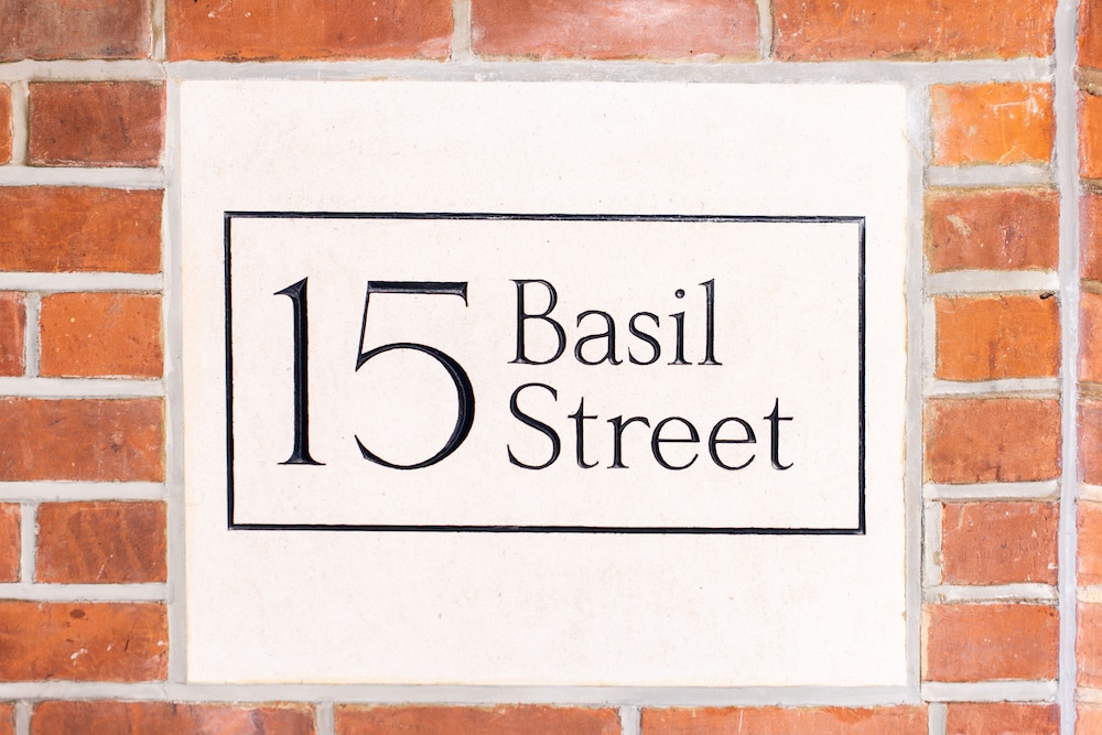 Basil Street Apartments