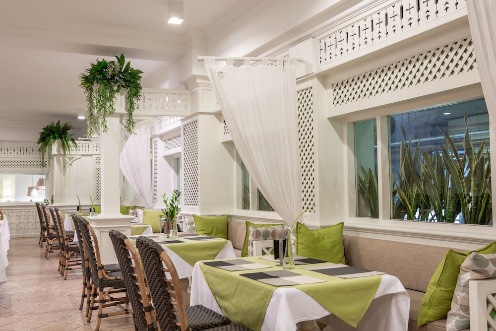 voco Bangkok Surawong by IHG photo 4