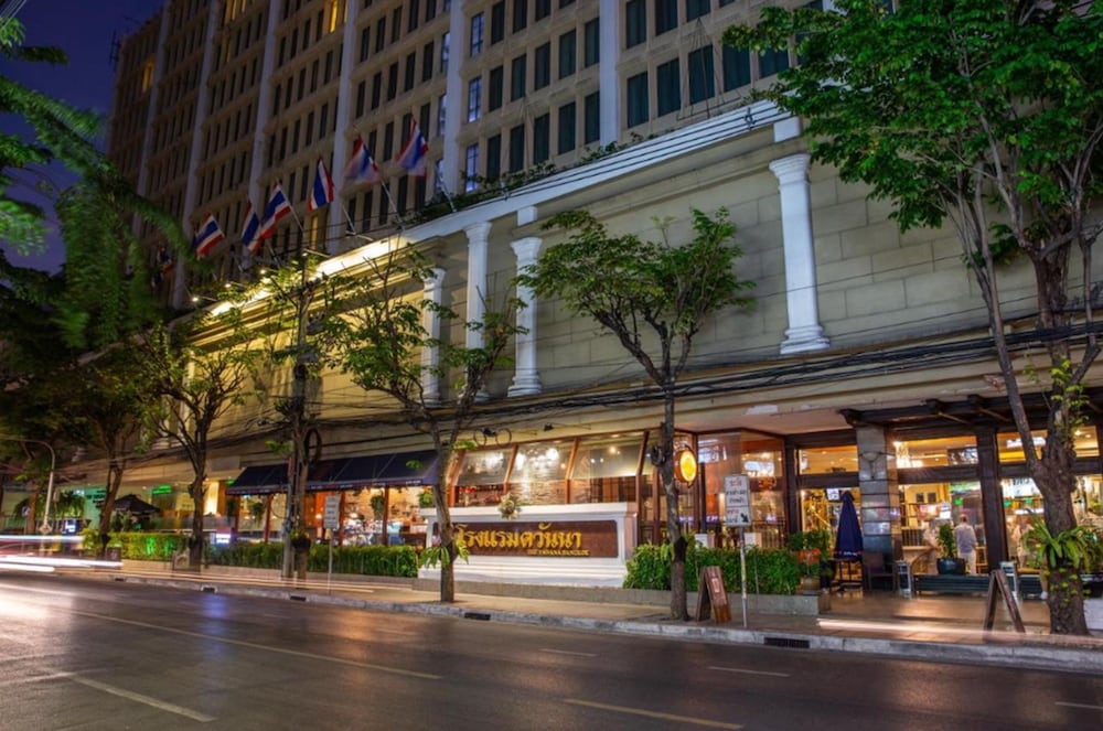 voco Bangkok Surawong by IHG