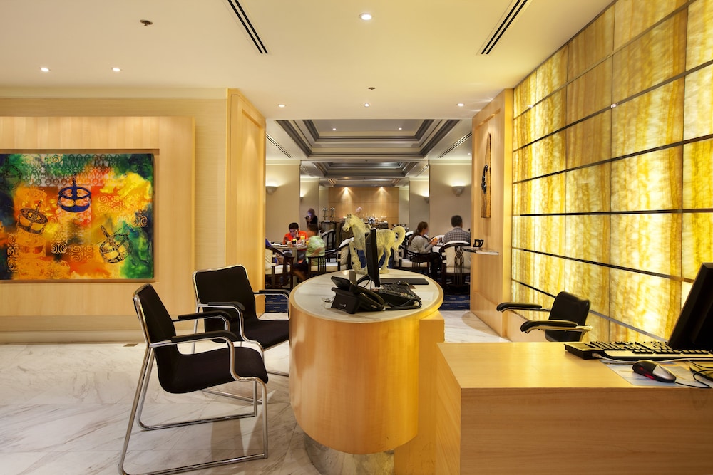 Hotel Istana Kuala Lumpur City Centre photo 4