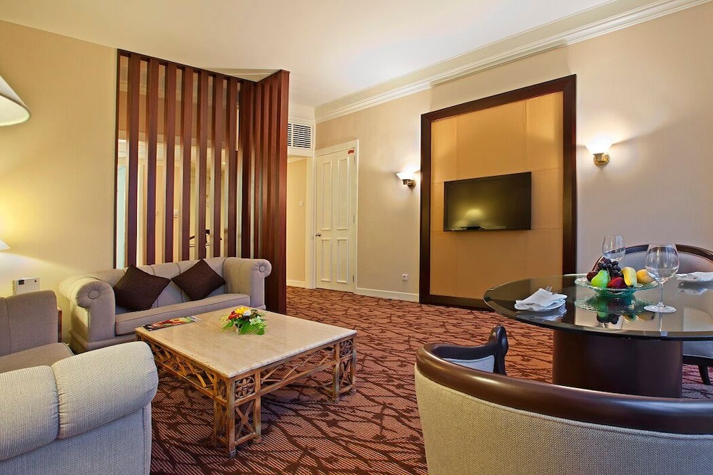 Hotel Istana Kuala Lumpur City Centre — photo 8