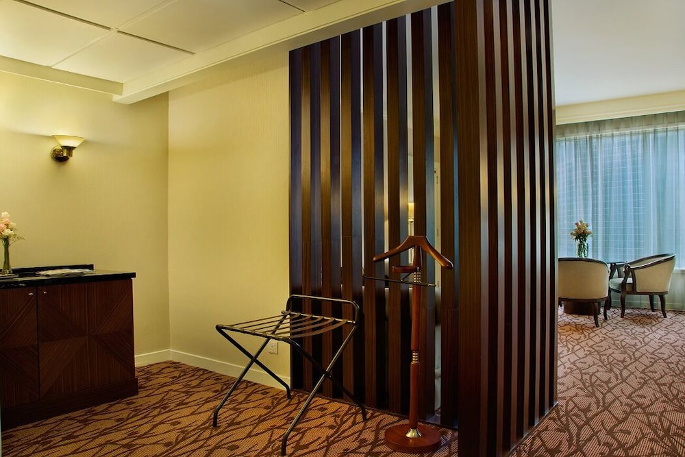 Hotel Istana Kuala Lumpur City Centre photo 5